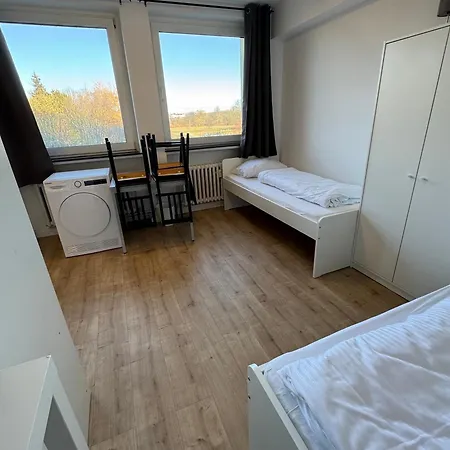 Apart-hotel Monteurzimmerking Am Kupferstrange 3*